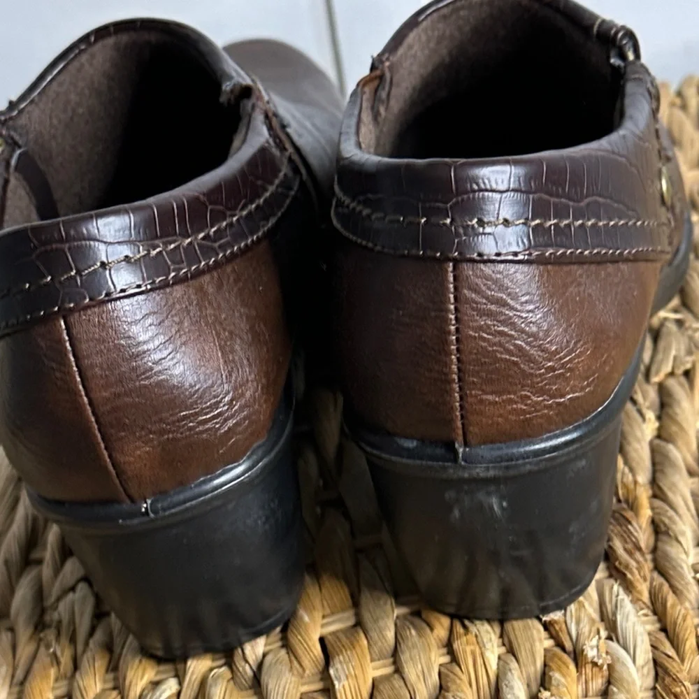 Easy Street women’s‎ booties